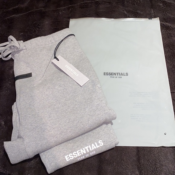 ✅ NWT UNISEX Fear of God Essentials Grey Dark Heather Oat joggers pants - Picture 4 of 6